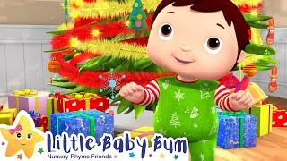 Christmas Finger Family Song - Christmas Songs | Nursery Rhymes | ABCs and 123s | Little Baby Bum